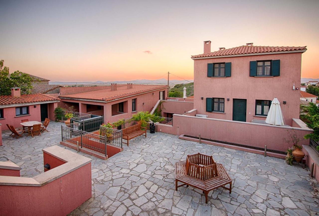 The Varos Residences Hotel Bagian luar foto